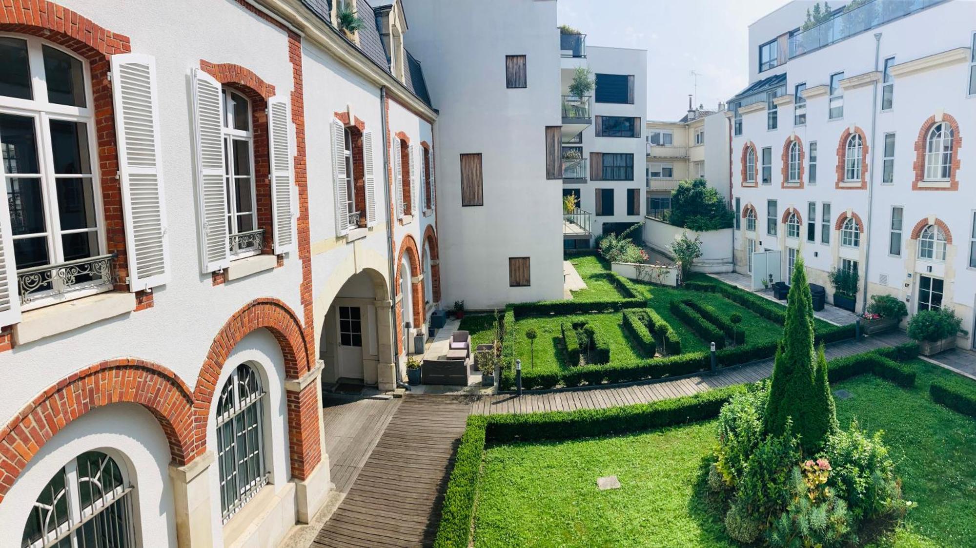 So Guest- Pepite De Charme Proche Cathedrale, Climatisation Parking Appartement Reims Buitenkant foto